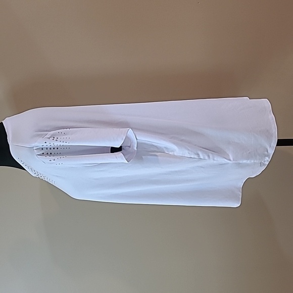 • Laura • White Embellished Women's Top - Picture 3 of 8